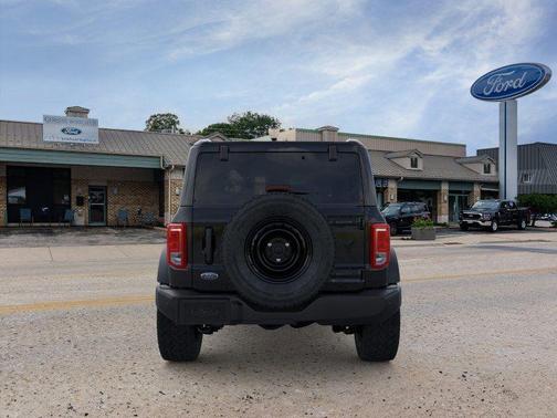 Shadow Black 2026 Ford Bronco Big Bend