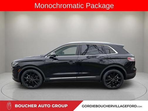 Infinite Black Metallic 2023 Lincoln Nautilus Reserve