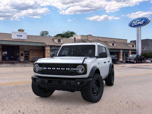 Oxford White 2026 Ford Bronco Badlands