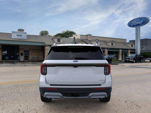 Space White Metallic 2026 Ford Explorer Platinum