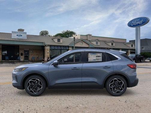 2026 Ford Escape Platinum