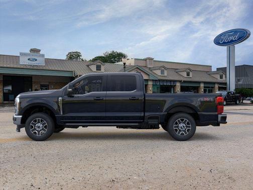 Agate Black Metallic 2026 Ford F-350 Lariat Super Duty