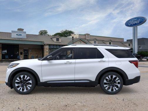 Star White 2026 Ford Explorer Platinum