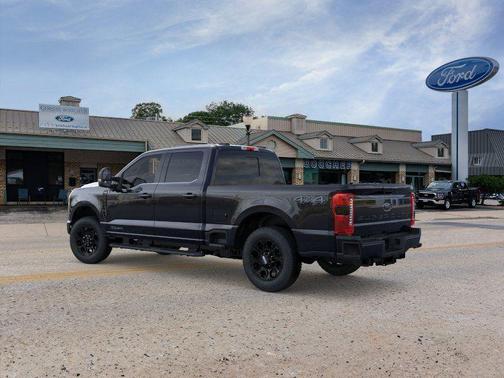 Agate Black Metallic 2026 Ford F-350 Lariat Super Duty
