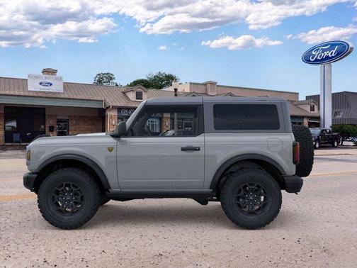 Avalanche Gray 2026 Ford Bronco Badlands