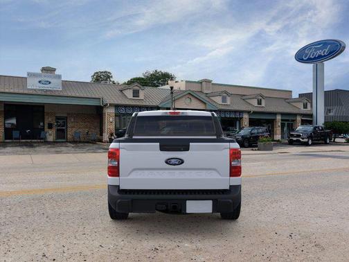 Space White Metallic 2026 Ford Maverick XLT