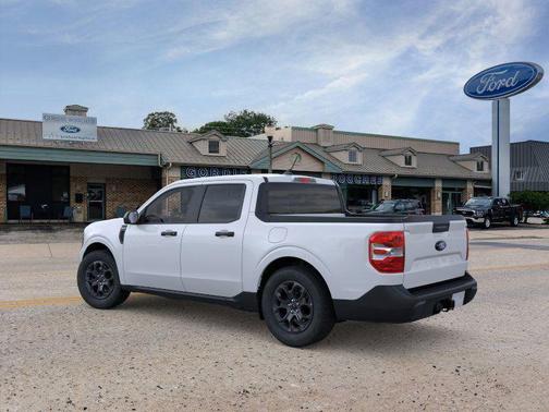 Space White Metallic 2026 Ford Maverick XLT