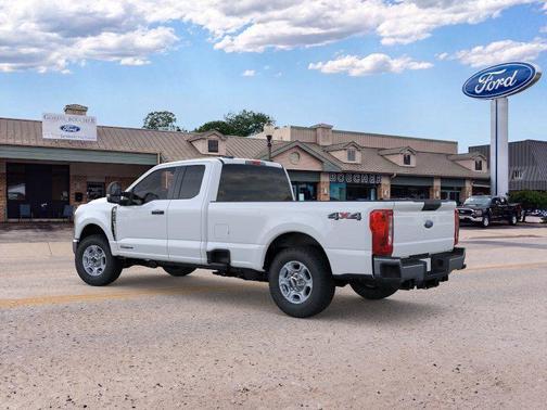 Oxford White 2026 Ford F-250 XLT