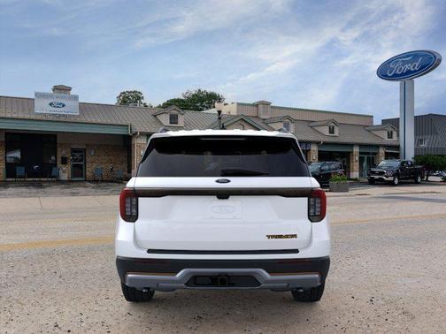 Star White 2026 Ford Explorer Tremor