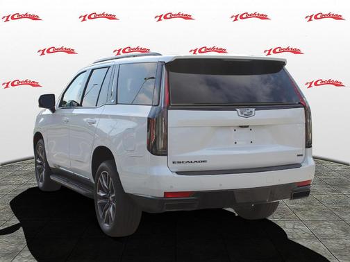 Photo 5 of 20 of 2021 Cadillac Escalade Sport