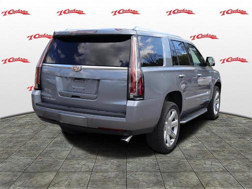 Photo 3 of 20 of 2019 Cadillac Escalade Luxury