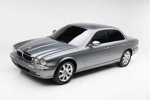 2004 Jaguar XJ Base