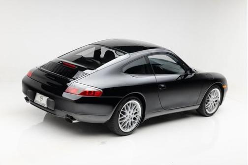 2001 Porsche 911 Carrera