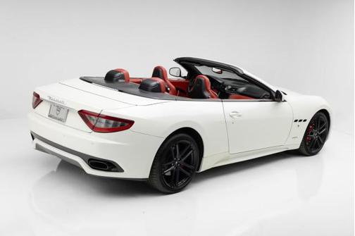 2016 Maserati GranTurismo MC