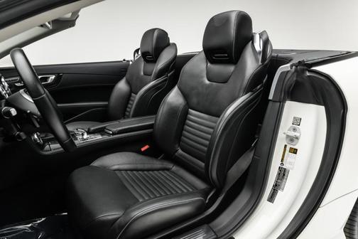 Photo 2 of 71 of 2015 Mercedes-Benz SL-Class SL 400