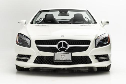 Photo 5 of 71 of 2015 Mercedes-Benz SL-Class SL 400