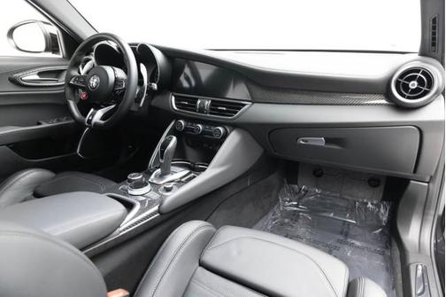 2023 Alfa Romeo Giulia Quadrifoglio