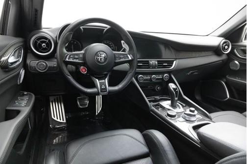 2023 Alfa Romeo Giulia Quadrifoglio