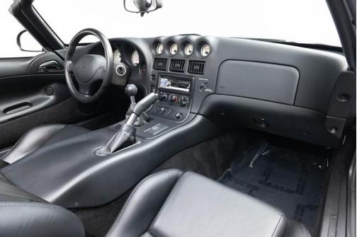 2002 Dodge Viper RT/10