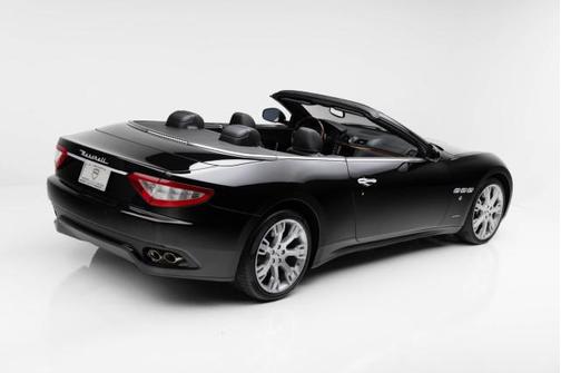2013 Maserati GranTurismo Base