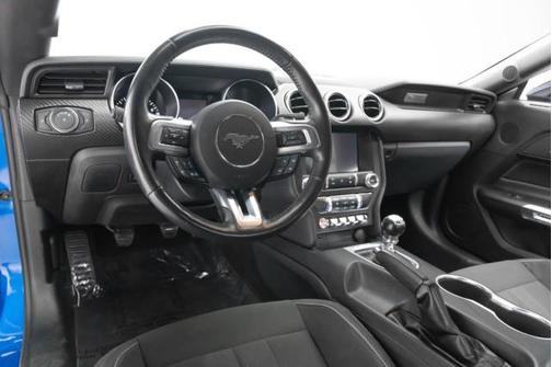 2021 Ford Mustang EcoBoost