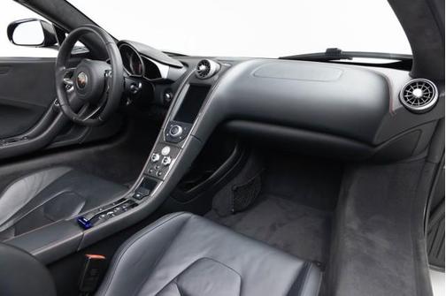 2014 McLaren MP4-12C Base