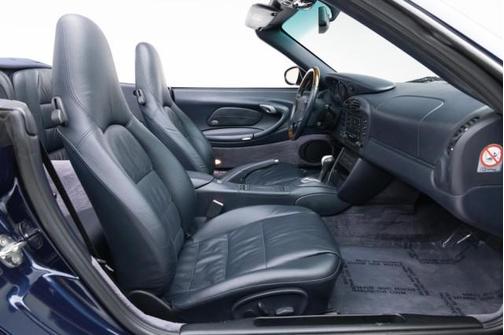 2000 Porsche 911 Carrera