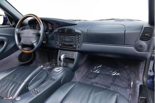 2000 Porsche 911 Carrera