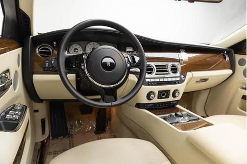 2010 Rolls-Royce Ghost Base