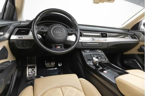 2013 Audi S8 4.0T