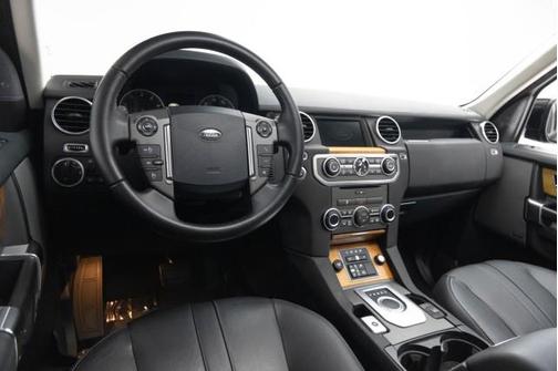 2016 Land Rover LR4 Base