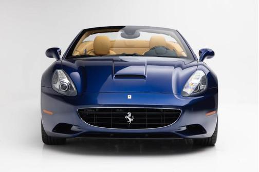 2010 Ferrari California Base