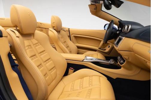 2010 Ferrari California Base