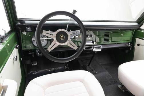 MALLARD GREEN 1972 Ford Bronco