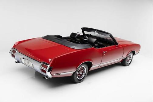 1971 Oldsmobile Cutlass Supreme Base