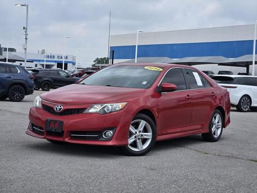 2014 Toyota Camry SE