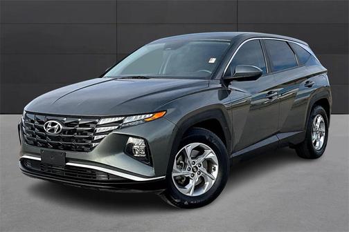 2022 Hyundai TUCSON SE