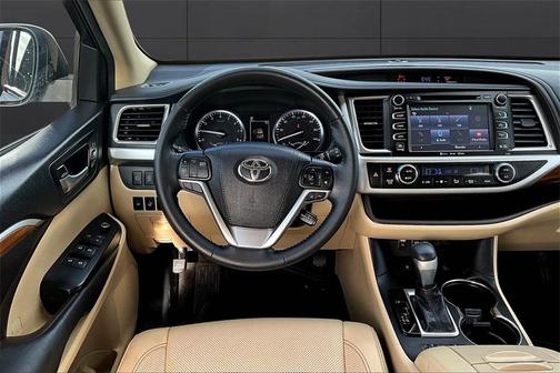 2017 Toyota Highlander Limited Platinum