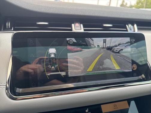 2022 Land Rover Range Rover Evoque R-Dynamic SE