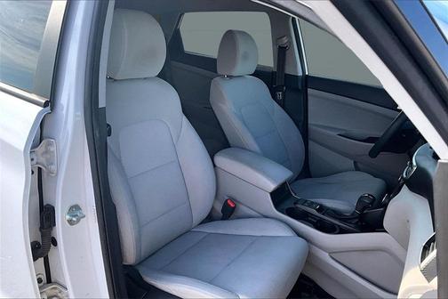 2021 Hyundai TUCSON SEL