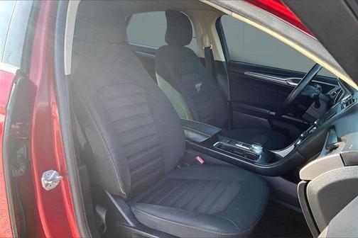 2018 Ford Fusion Hybrid SE