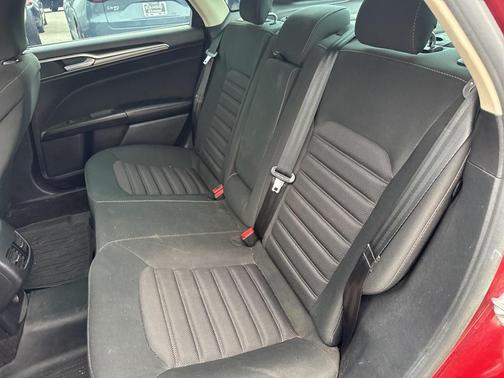 2018 Ford Fusion Hybrid SE