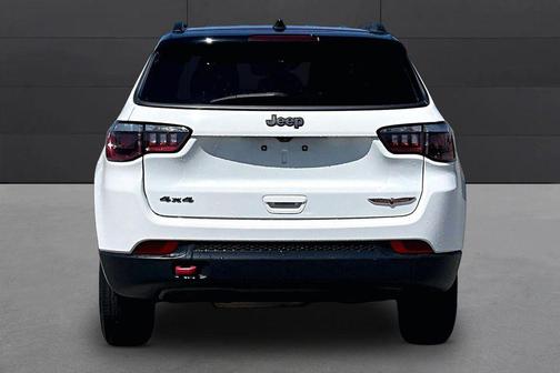 White Clearcoat 2020 Jeep Compass Trailhawk