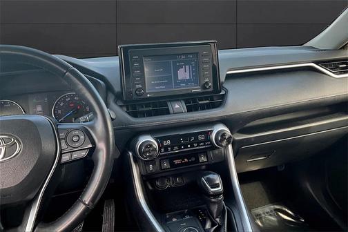 2020 Toyota RAV4 Hybrid XLE