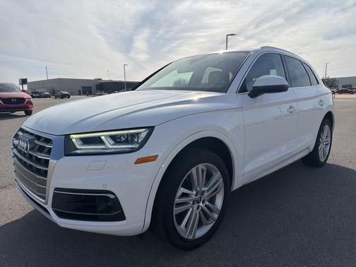 2020 Audi Q5 45 Premium Plus