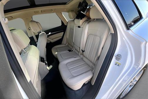 2020 Audi Q5 45 Premium Plus