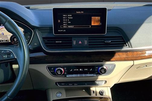 2020 Audi Q5 45 Premium Plus