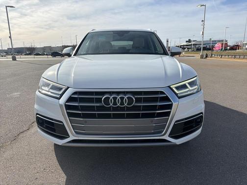2020 Audi Q5 45 Premium Plus
