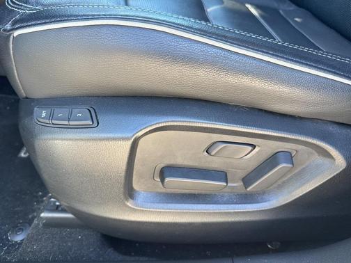 2024 Mazda CX-5 2.5 S Preferred Package