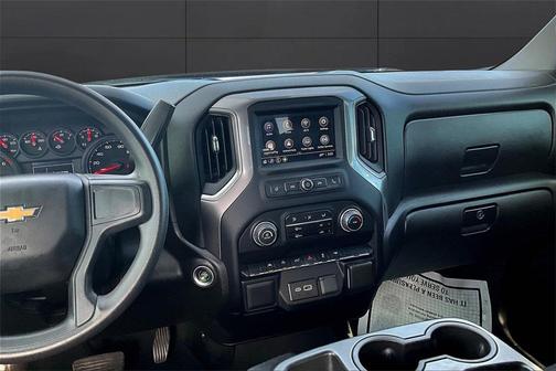 2022 Chevrolet Silverado 1500 Custom